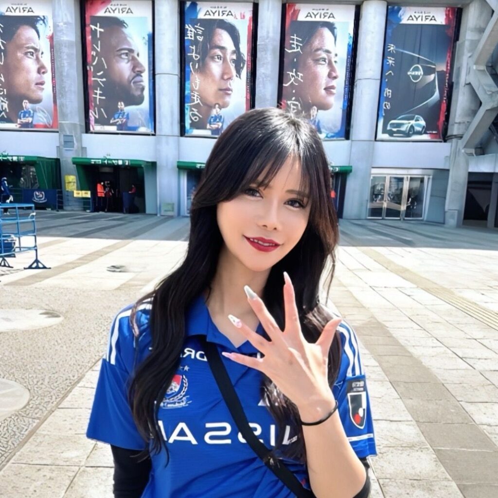 さあや🇫🇷💙